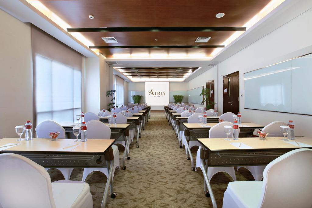 Atria Hotel Malang Ngoại thất bức ảnh