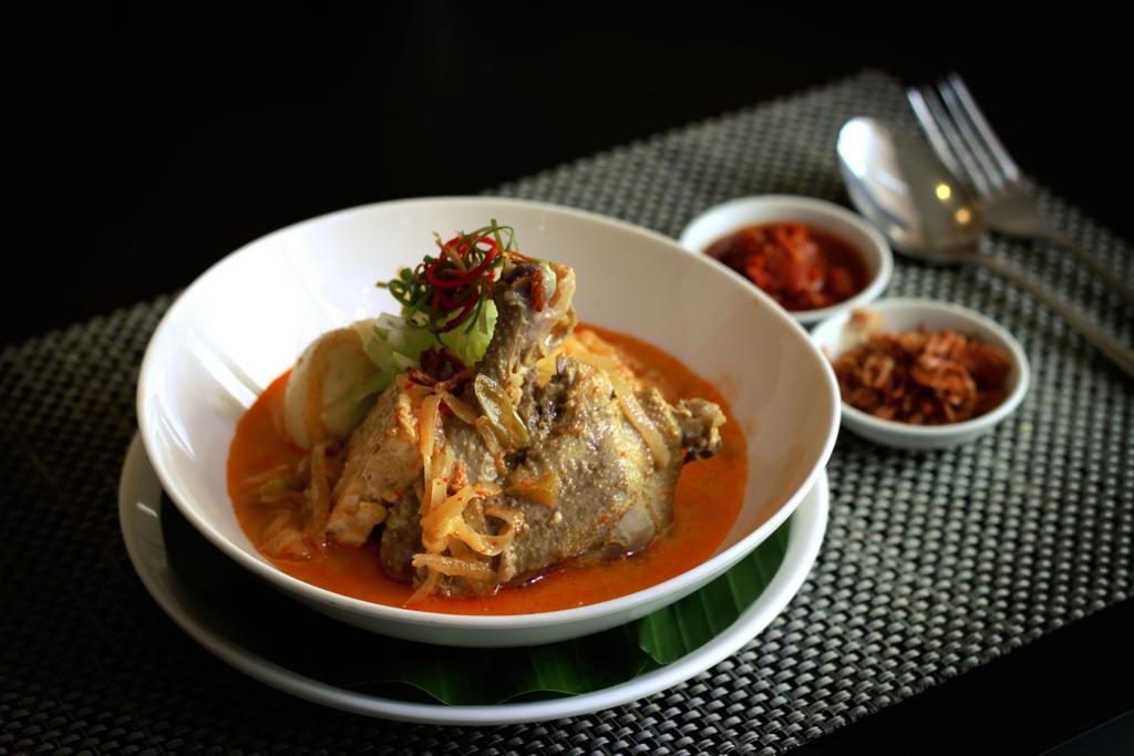 Atria Hotel Malang Ngoại thất bức ảnh