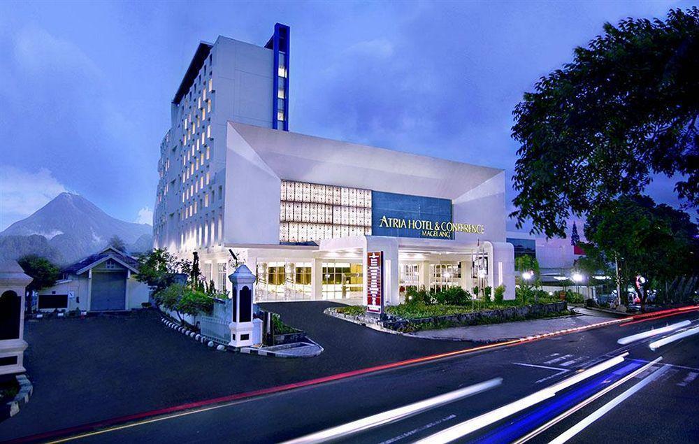 Atria Hotel Malang Ngoại thất bức ảnh