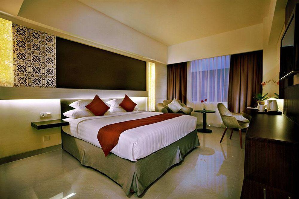Atria Hotel Malang Ngoại thất bức ảnh
