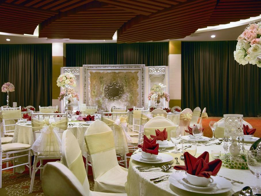 Atria Hotel Malang Ngoại thất bức ảnh
